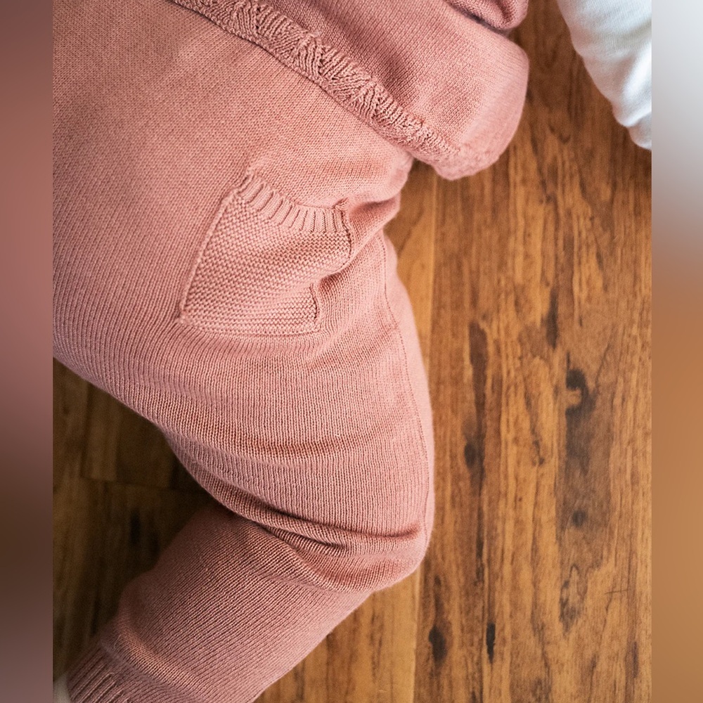 Viverano Knit Pocket Sweater Pants Rose
